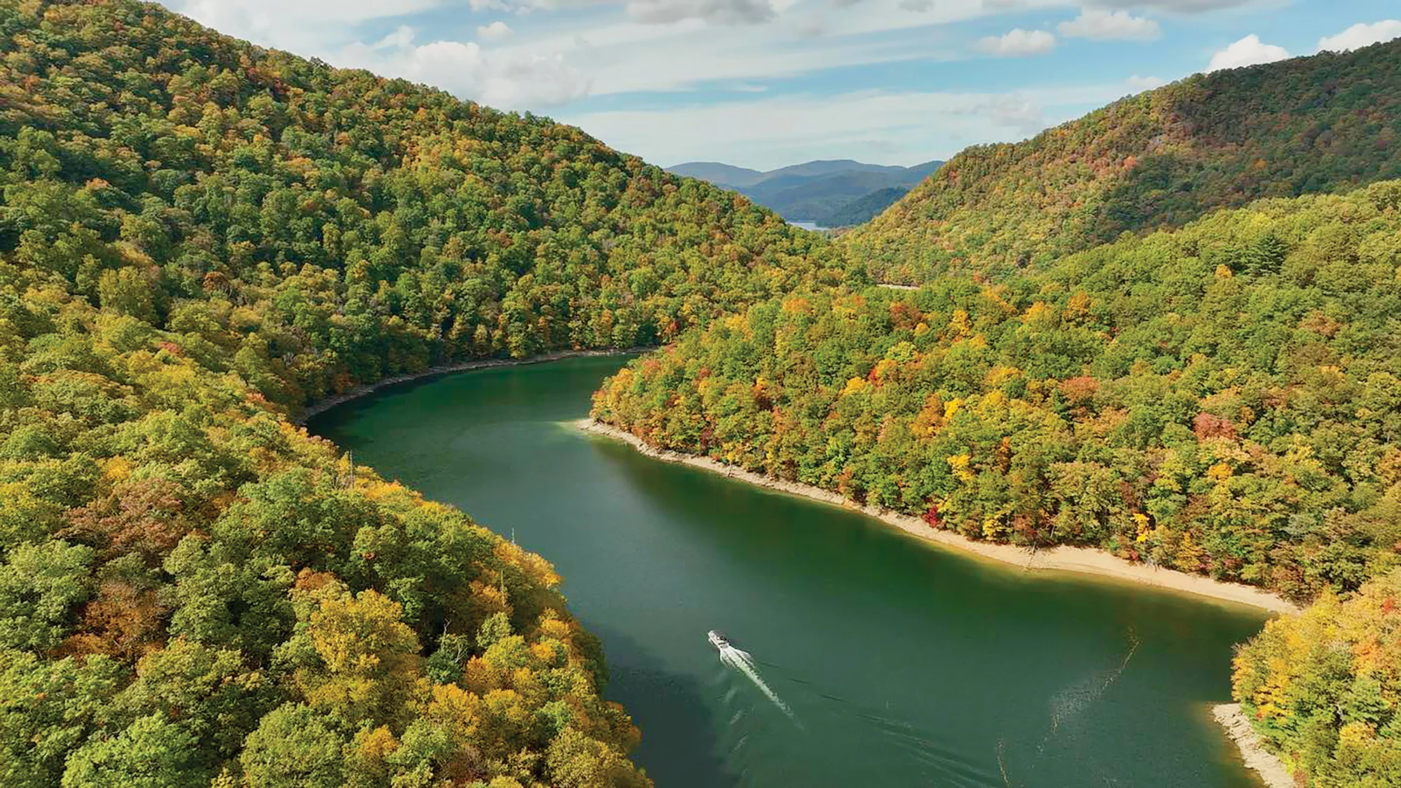 Nantahala lake in the fall-cabin rentals
